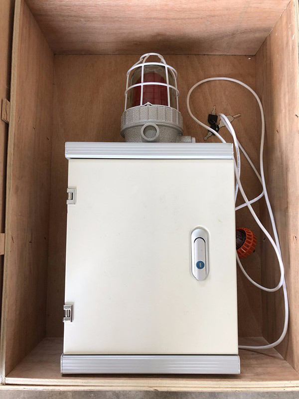 醫用氣體數顯壓力報警箱1